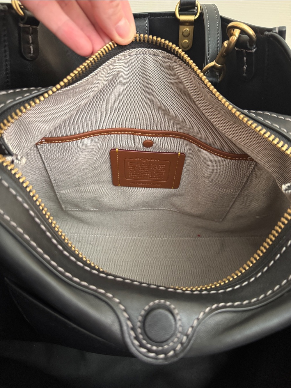 Coach Rogue Bag 40 Brass/Black CCX21 - Picture 7 of 9